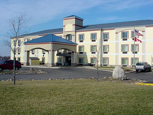 Baymont Inn and Suites Rensselaer