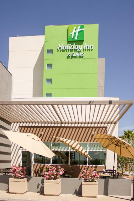 Holiday Inn Hotel and Suites Hermosillo Aeropuerto