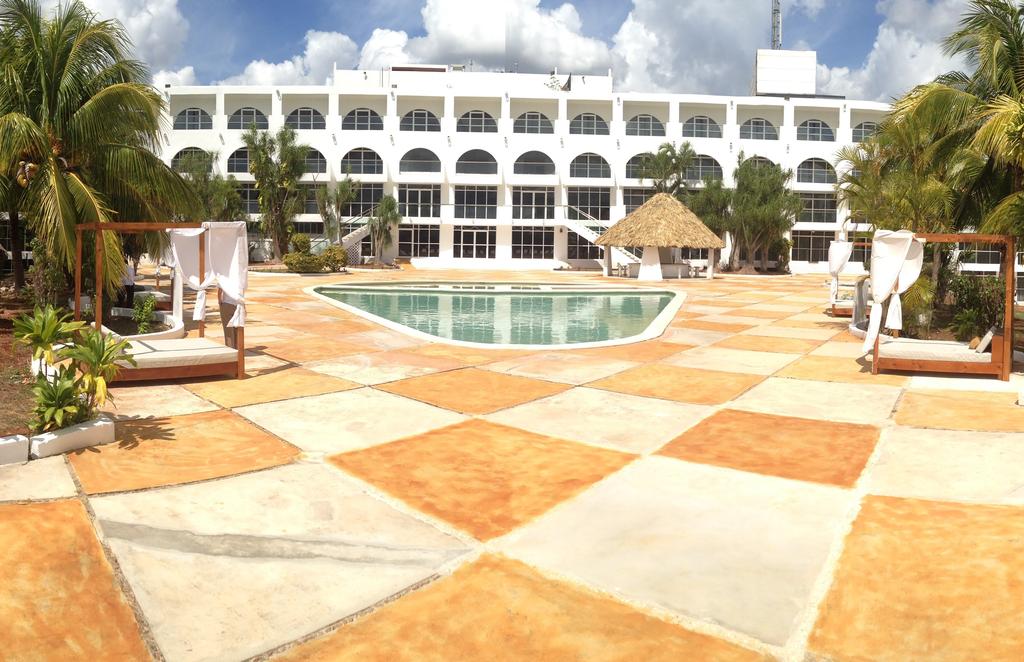 Uxmal Resort Maya