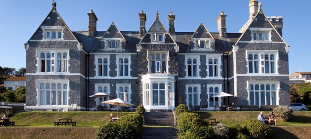 Whitsand Bay Hotel