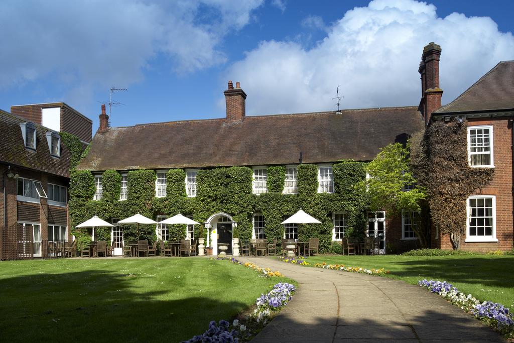 Mercure Farnham Bush Hotel