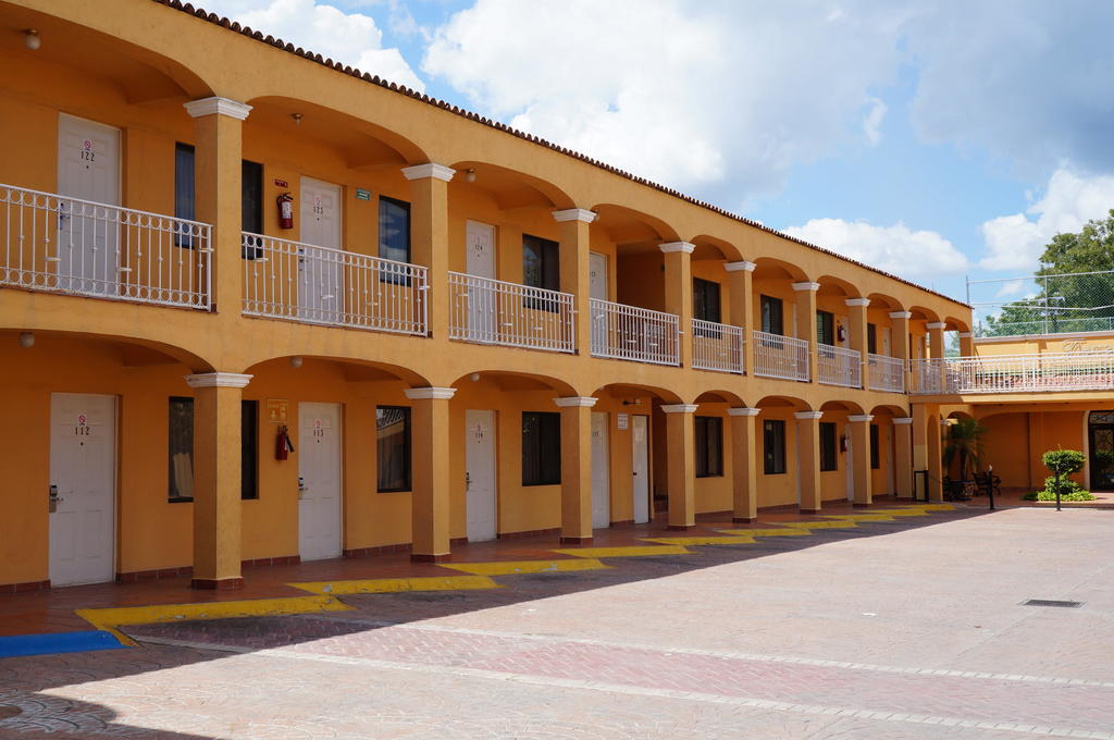 María Luisa Inn and Suites