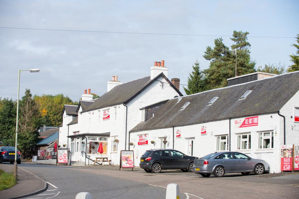 Red Brolly Inn