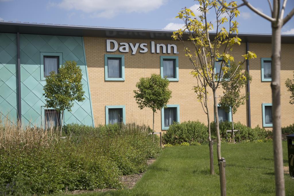 Days Inn Cobham