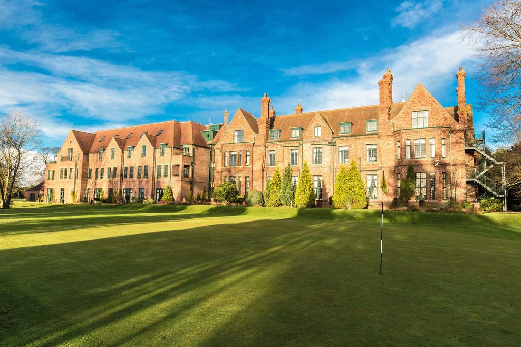 Aldwark Manor Golf and Spa Hotel - QHotels