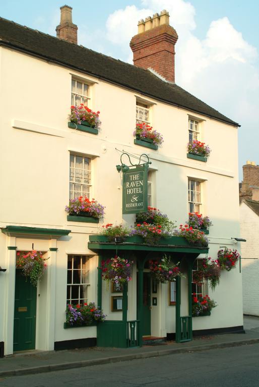 The Raven Hotel