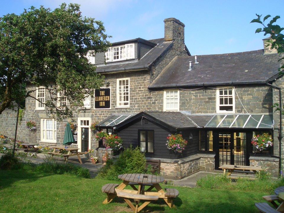 Llanerch Inn