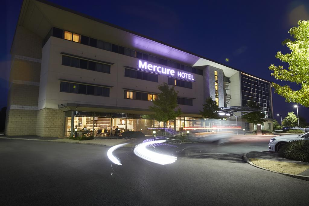 Mercure Sheffield Parkway