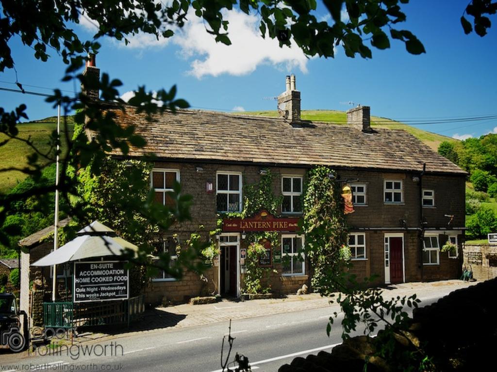 The Lantern Pike Inn