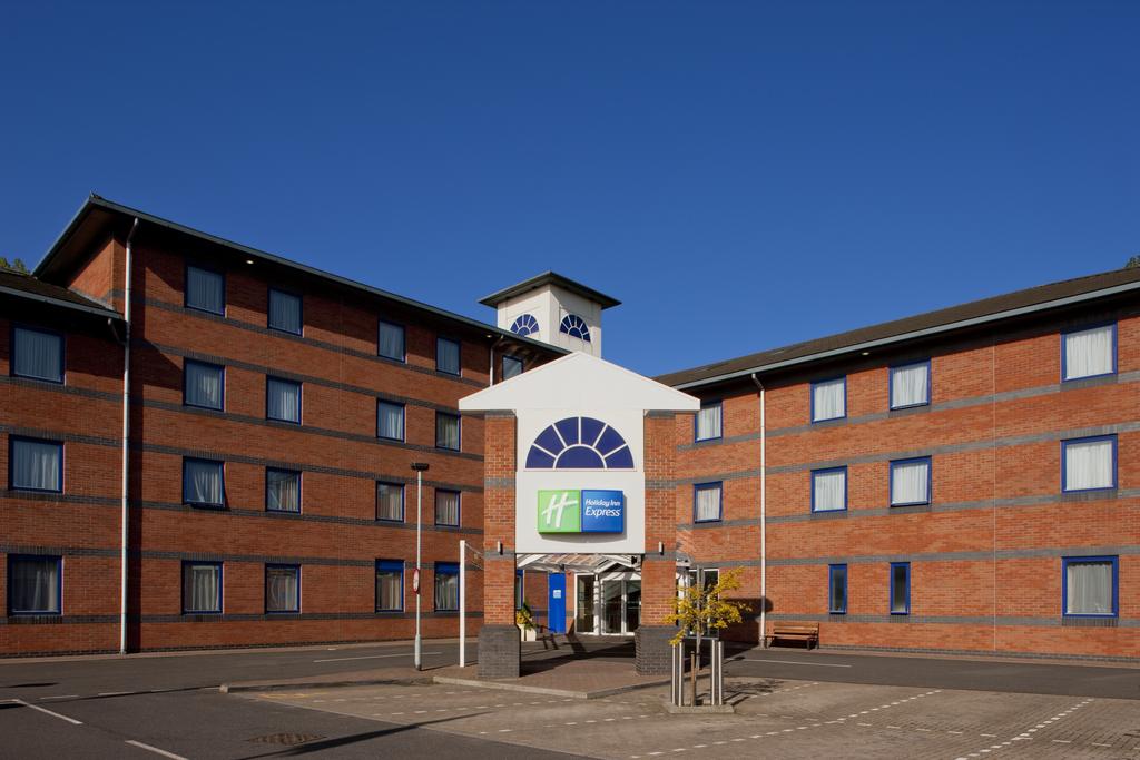 Holiday Inn Express Droitwich