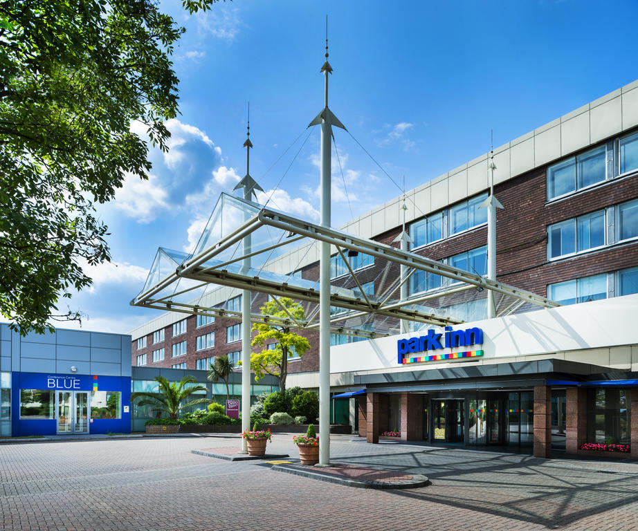 Park Inn by Radisson London Heathrow