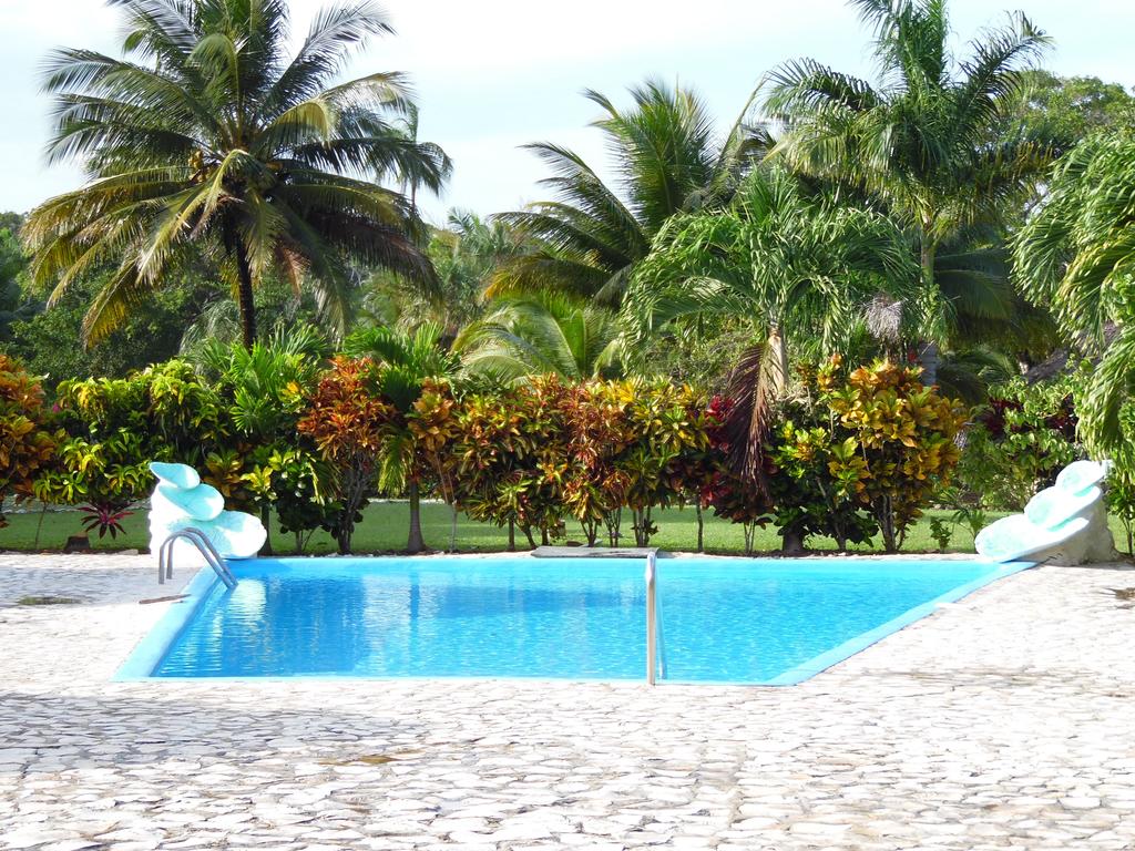 Highway Trails Belize Resort and Country Club