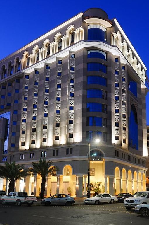 Golden Tulip Al Mektan