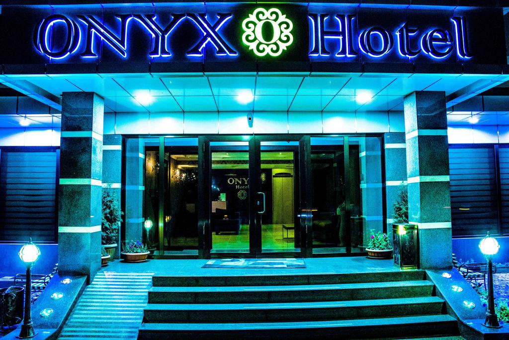 Hotel Onyx