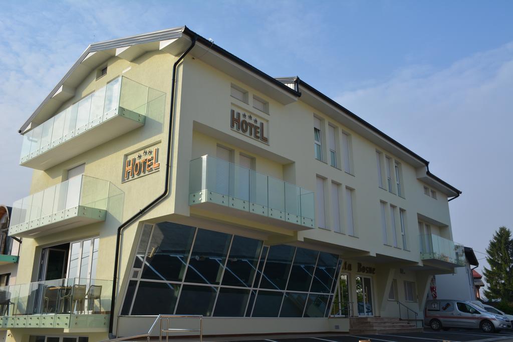 Hotel Vrata Bosne