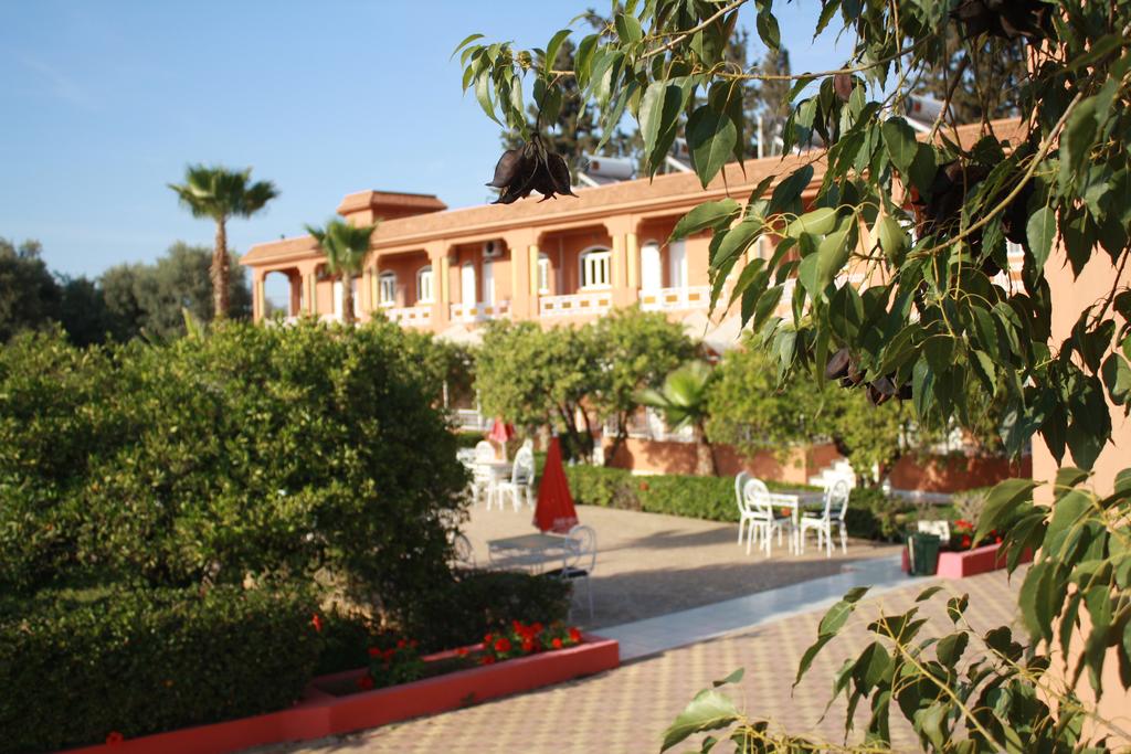 Hotel AL BASSATINE