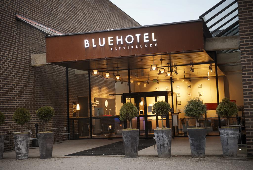 Blue Hotel