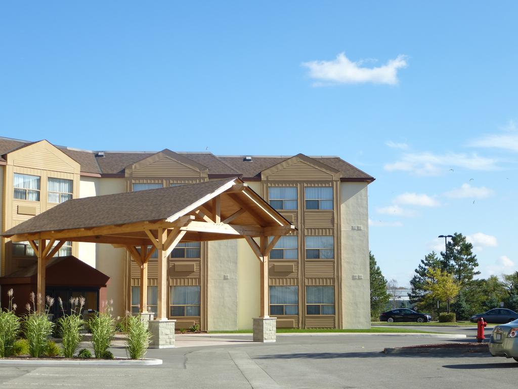 BEST WESTERN PLUS Rose City Suites