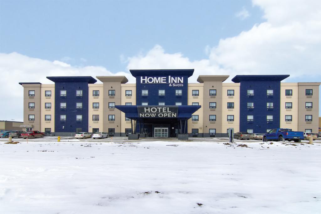 Home Inn And Suites Regina Airport