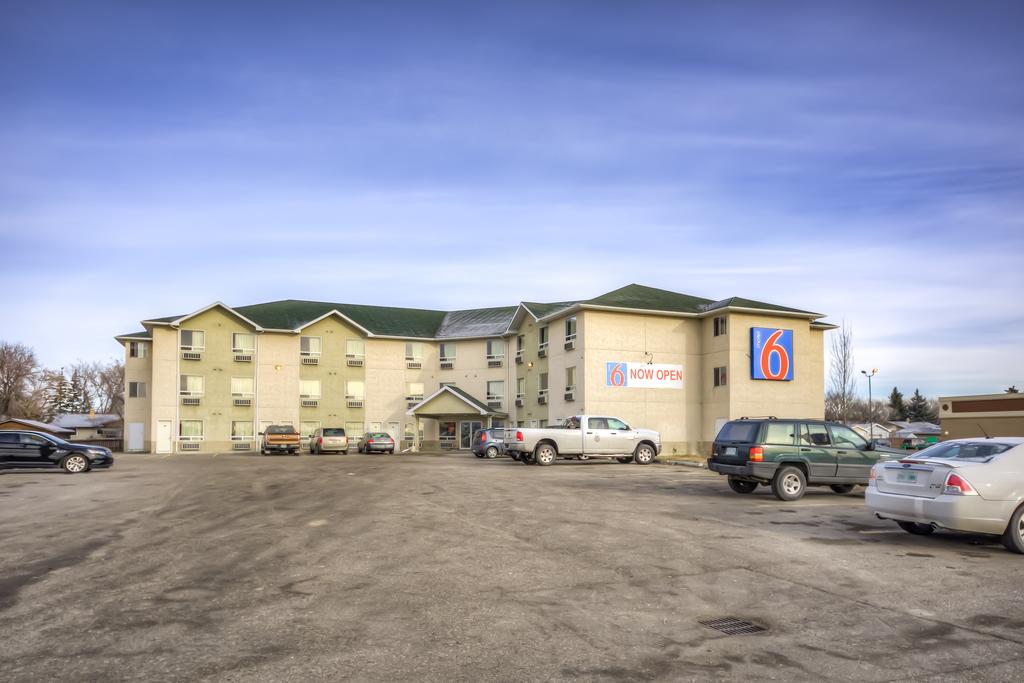 Motel 6 - Regina