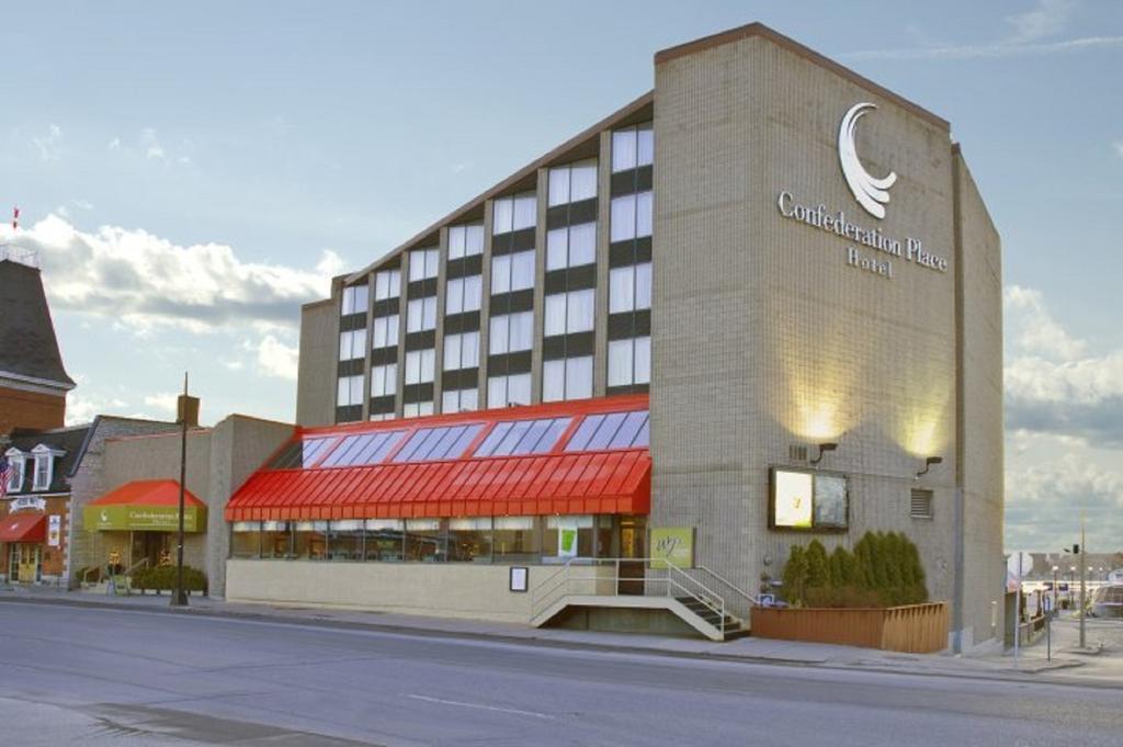 Confederation Place Hotel