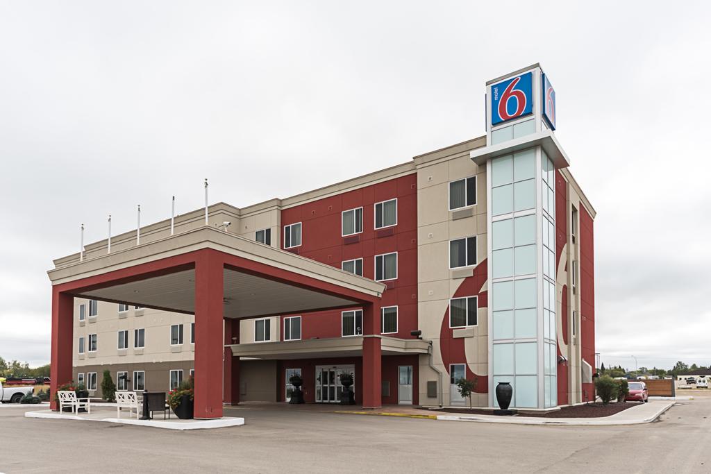 Motel 6 Moosomin