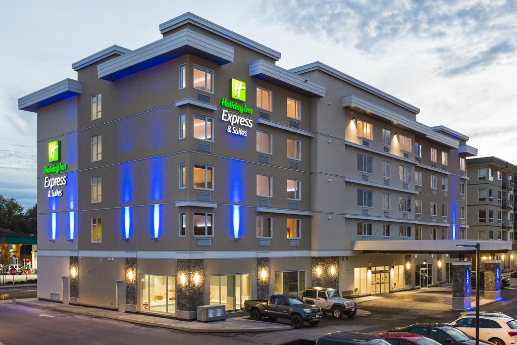 Holiday Inn Express and Suites Victoria - Colwood