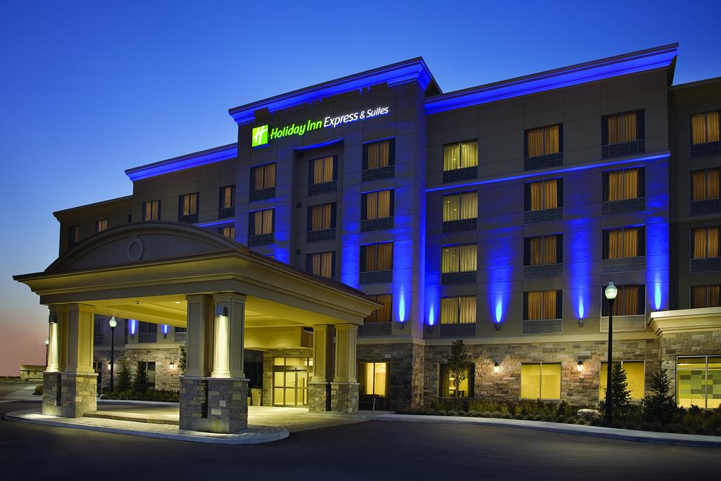 Holiday Inn Express Suites Vaughan