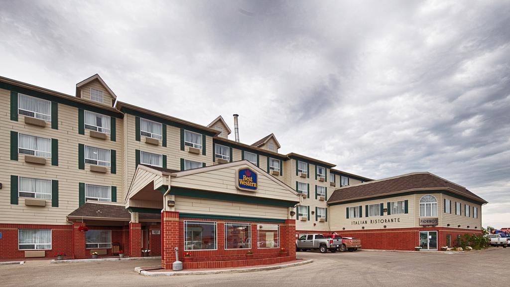 BEST WESTERN Grande Prairie Hotel And Suites