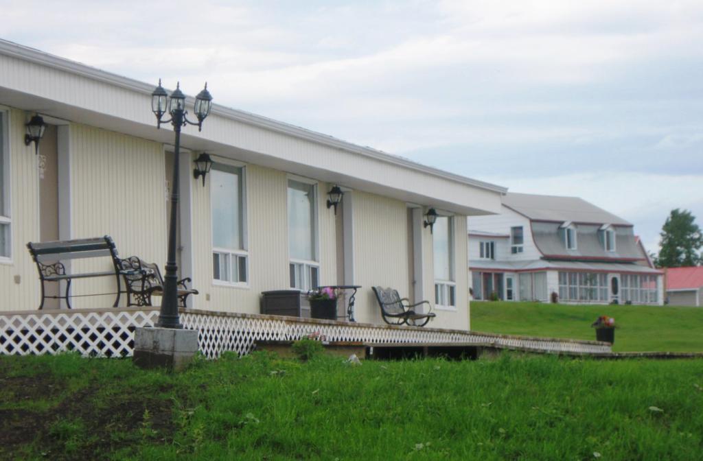 Motel de la Pointe Aux Bouleaux