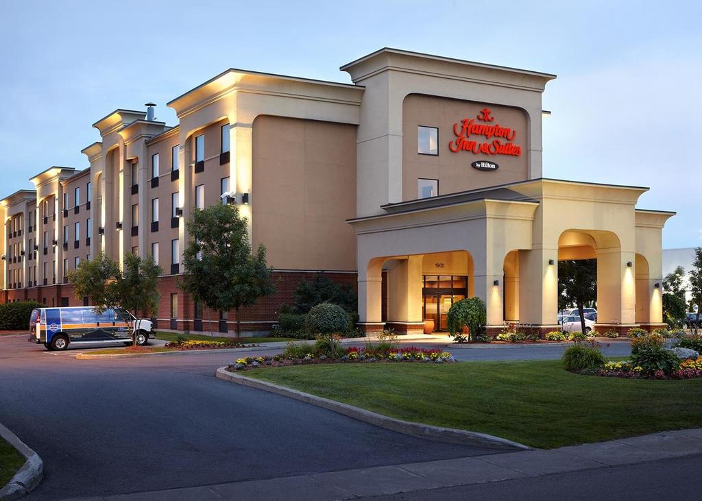 Hampton Inn and Suites Montreal-Dorval Quebec