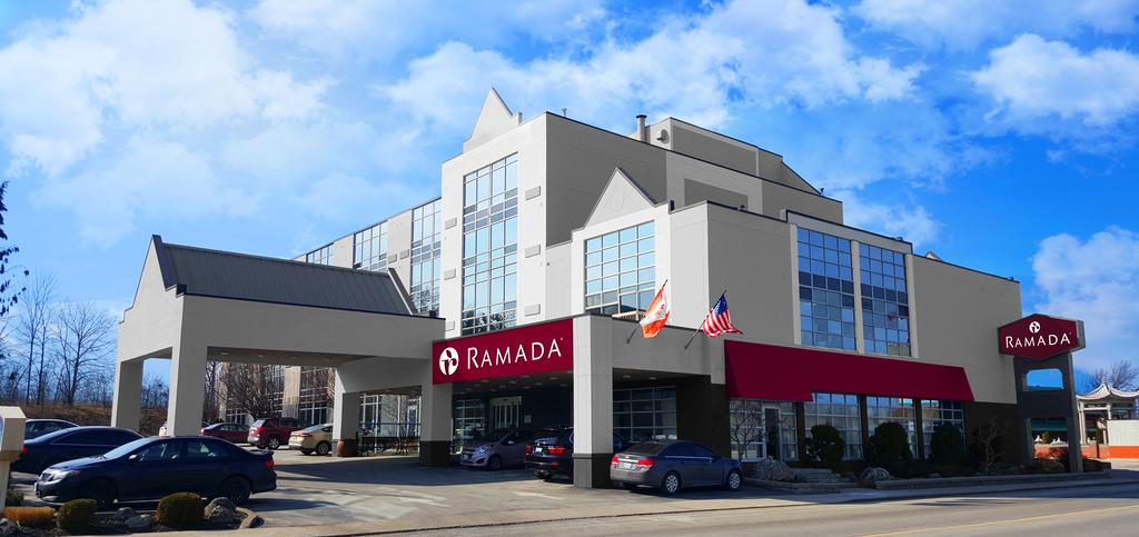 Ramada Niagara Falls by the River