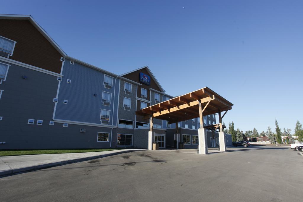 Pomeroy Inn and Suites - Olds College