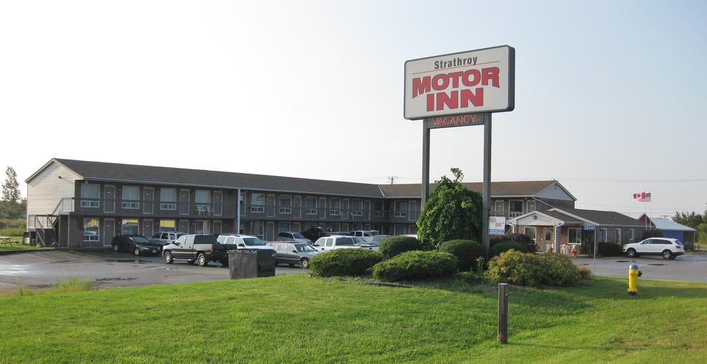 Strathroy Motor Inn