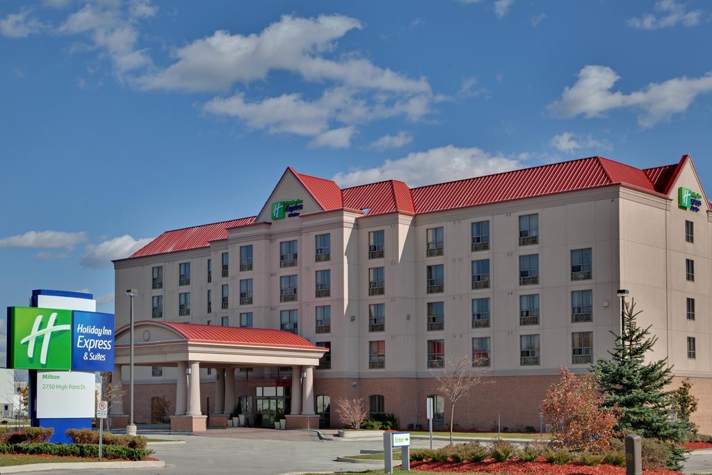 Holiday Inn Exp Suites Milton