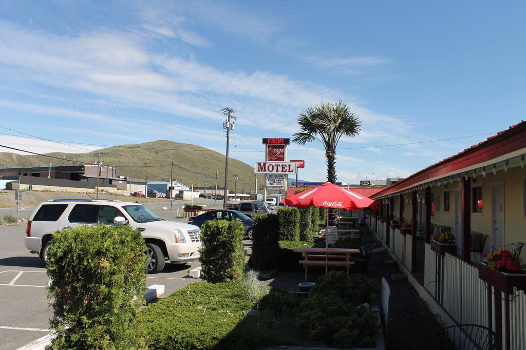 Sage Hills Motel