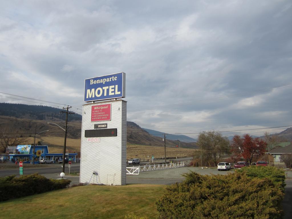 Bonaparte Motel