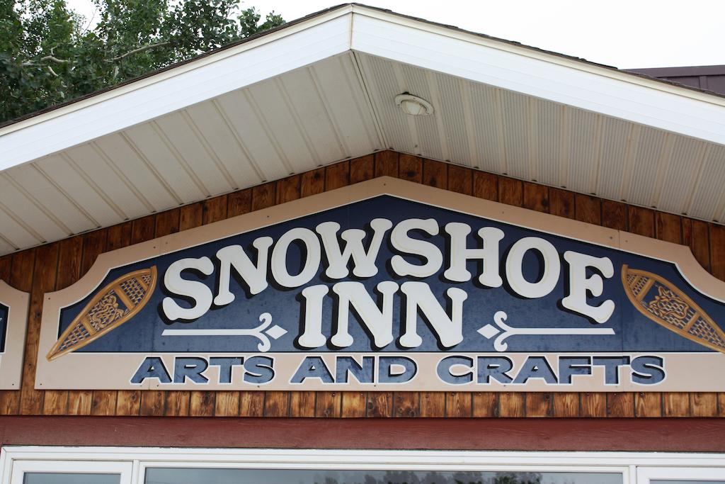 Snowshoe Inn