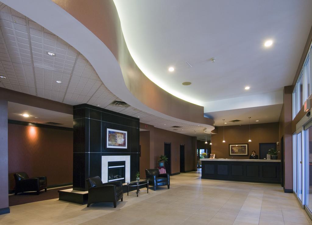 Comfort Hotel Toronto Airport North