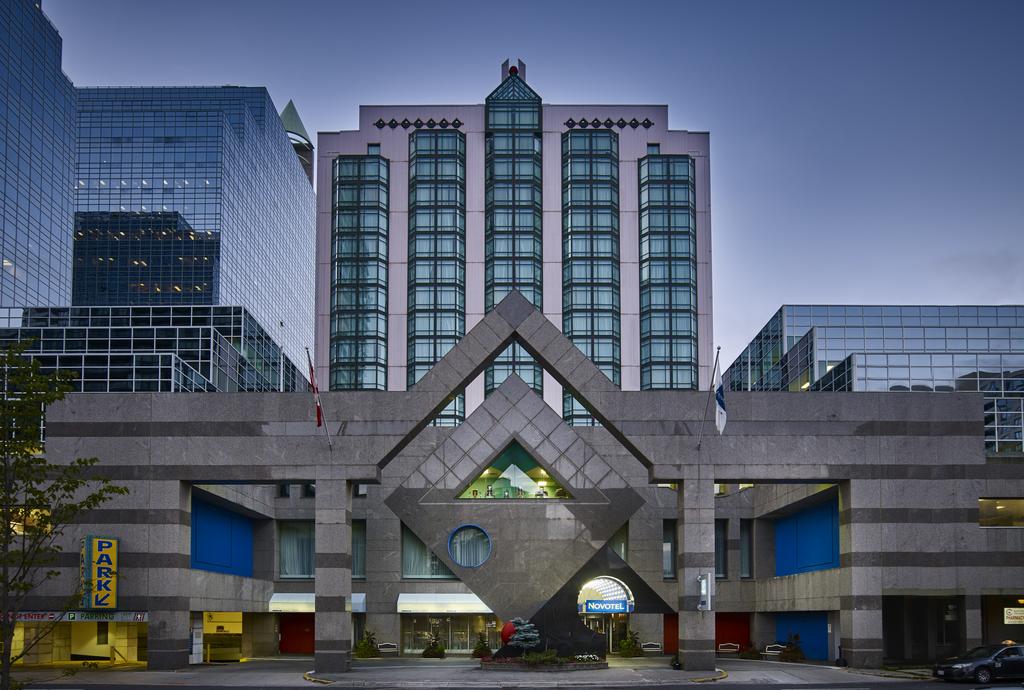 Novotel Toronto North York