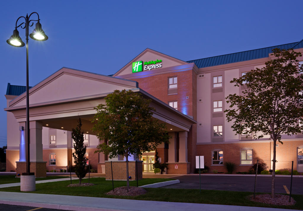 Holiday Inn Express Suites Kincardin