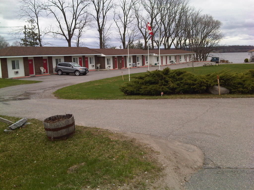 Bayside Motel