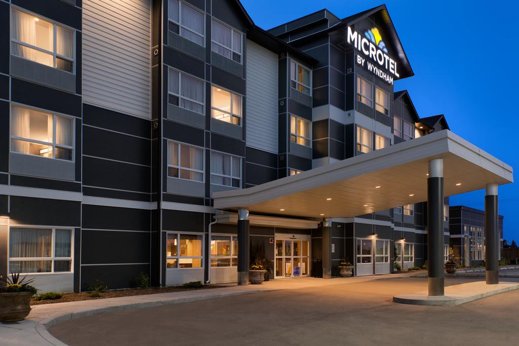 Microtel Inn and Suites by Wyndham Lloydminster