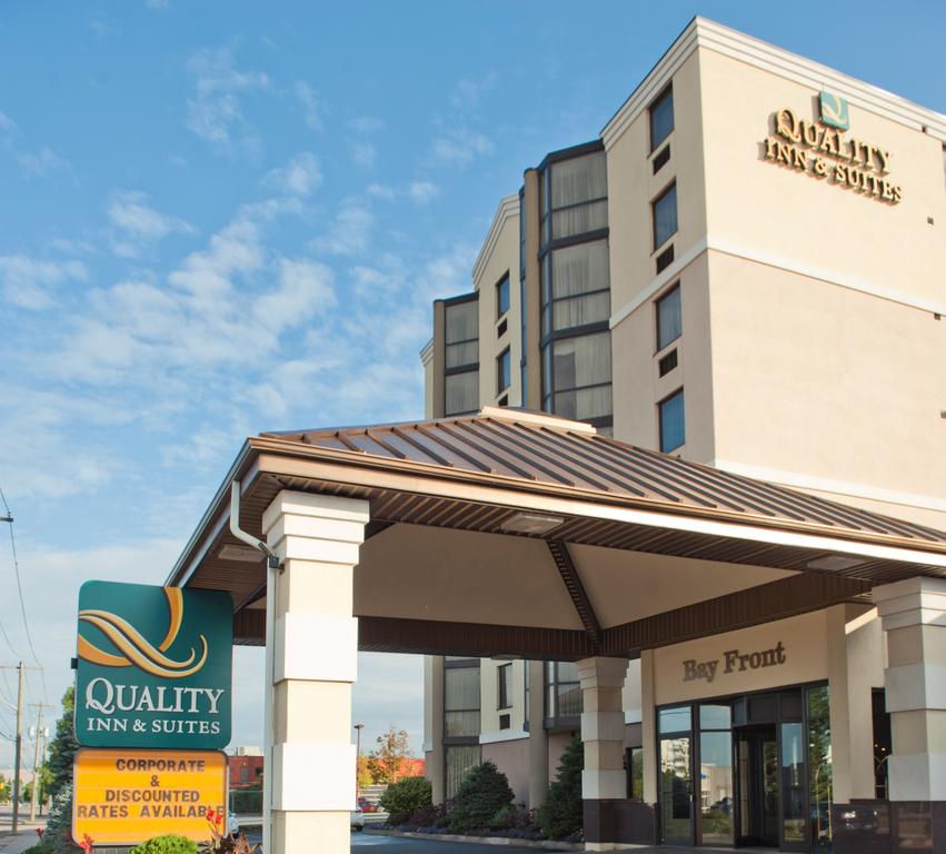 Quality Inn and Suites Bay Front