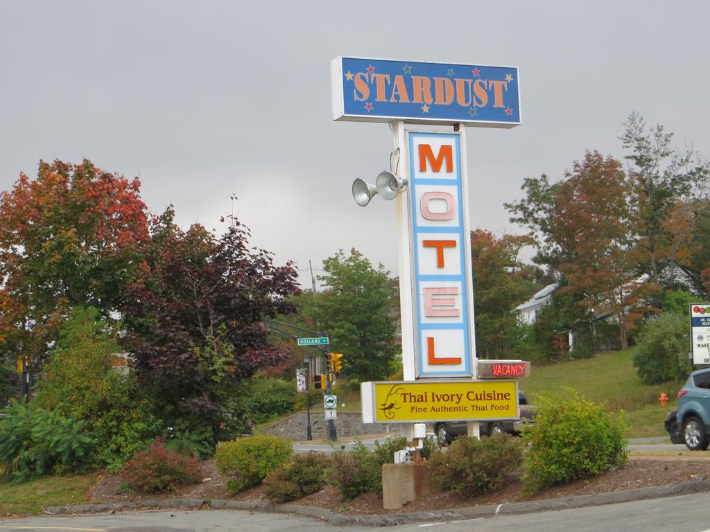 Stardust Motel