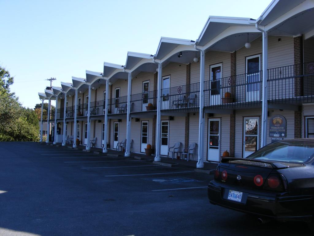 Wheelhouse Motel