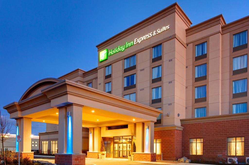 Holiday Inn Express Suites Newmarket