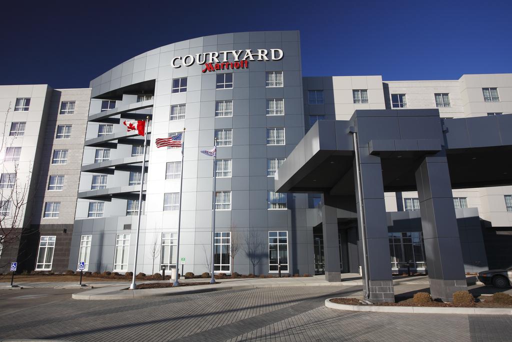 Courtyard Calgary Airport