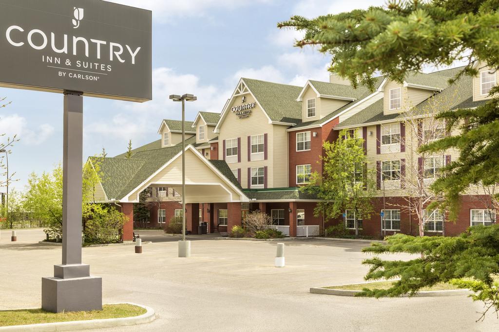 Country Inn and Suites By Carlson Calgary-Airport AB