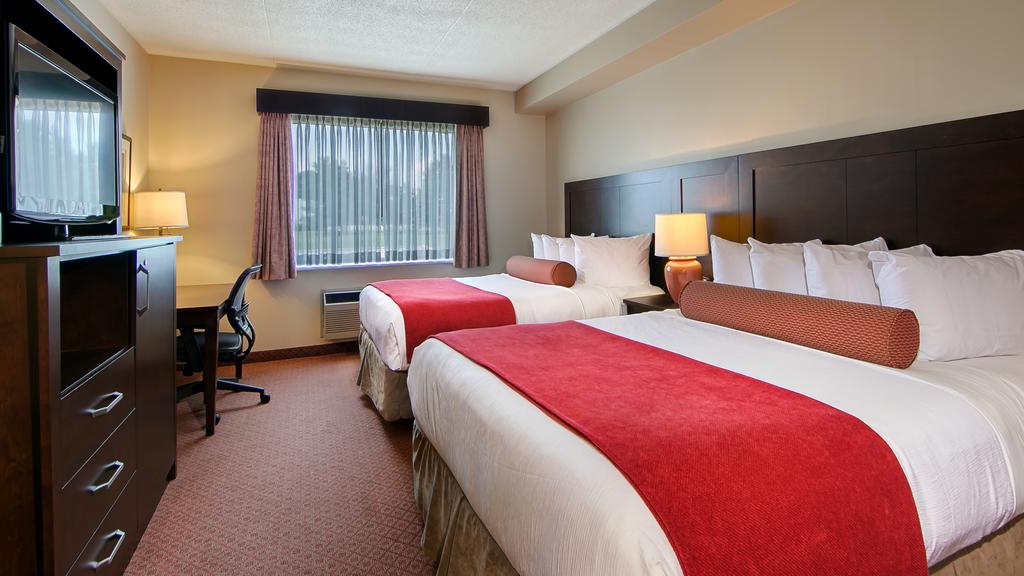 BEST WESTERN PLUS Stoneridge Inn and Conference Centre